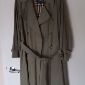 Burberrys' men's vintage tan coat, Size 38 Sht